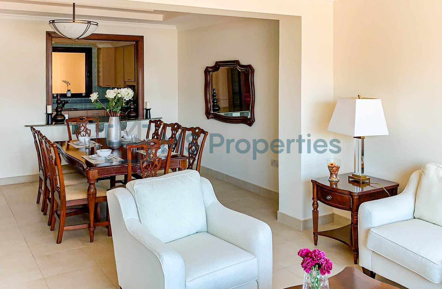 Luxurious 1Bedroom Townhouse with Stunning Balcony View