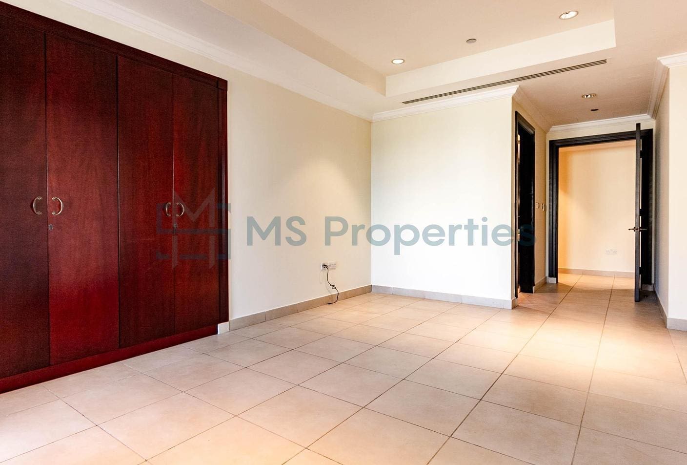 Spacious 4BHK + Maid Flat | High Floor | The Pearl