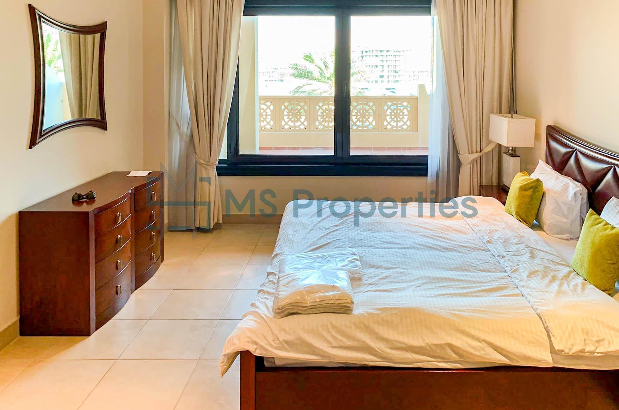 Luxurious 1Bedroom Townhouse with Stunning Balcony View