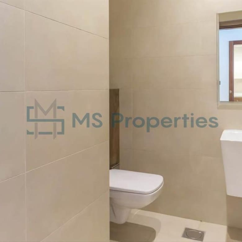 Stunning City View Balcony 1BHK Flat | Bills Included