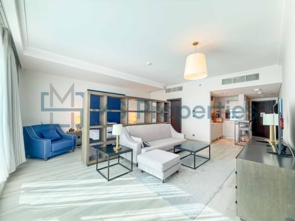Alluring and Pristine Studio Flat + Bills Included
