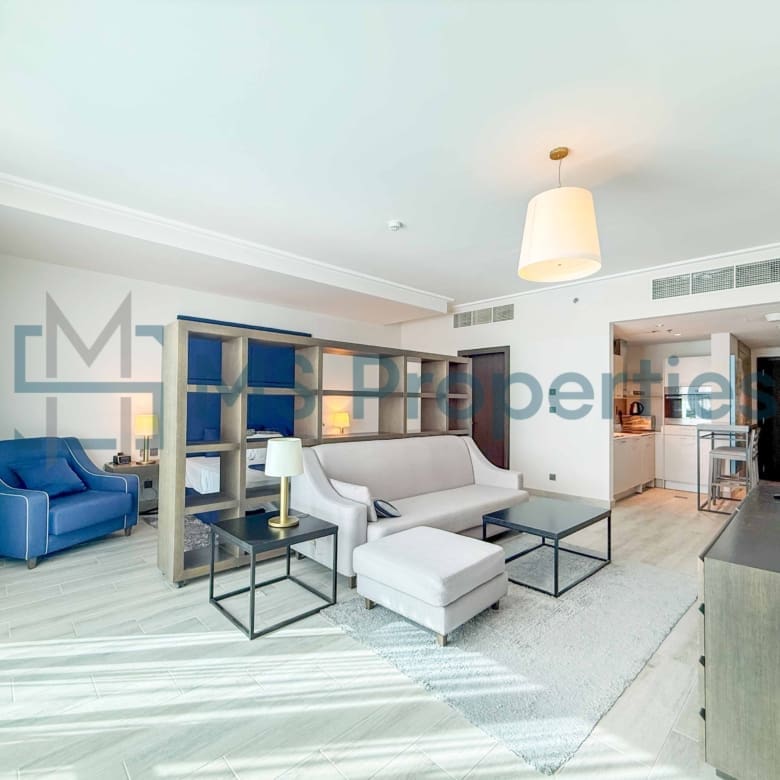 Alluring and Pristine Studio Flat + Bills Included