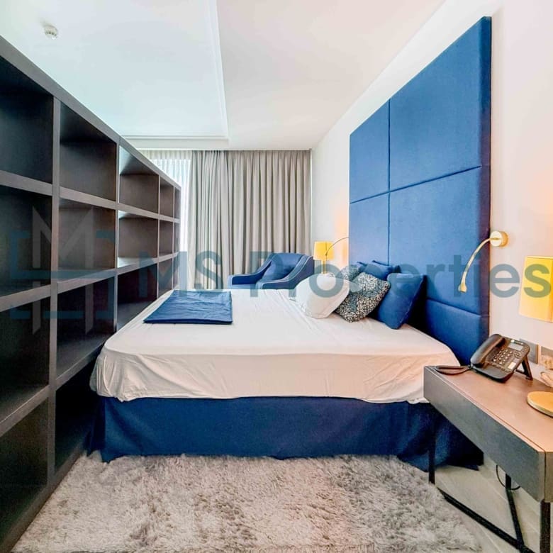 Alluring and Pristine Studio Flat + Bills Included