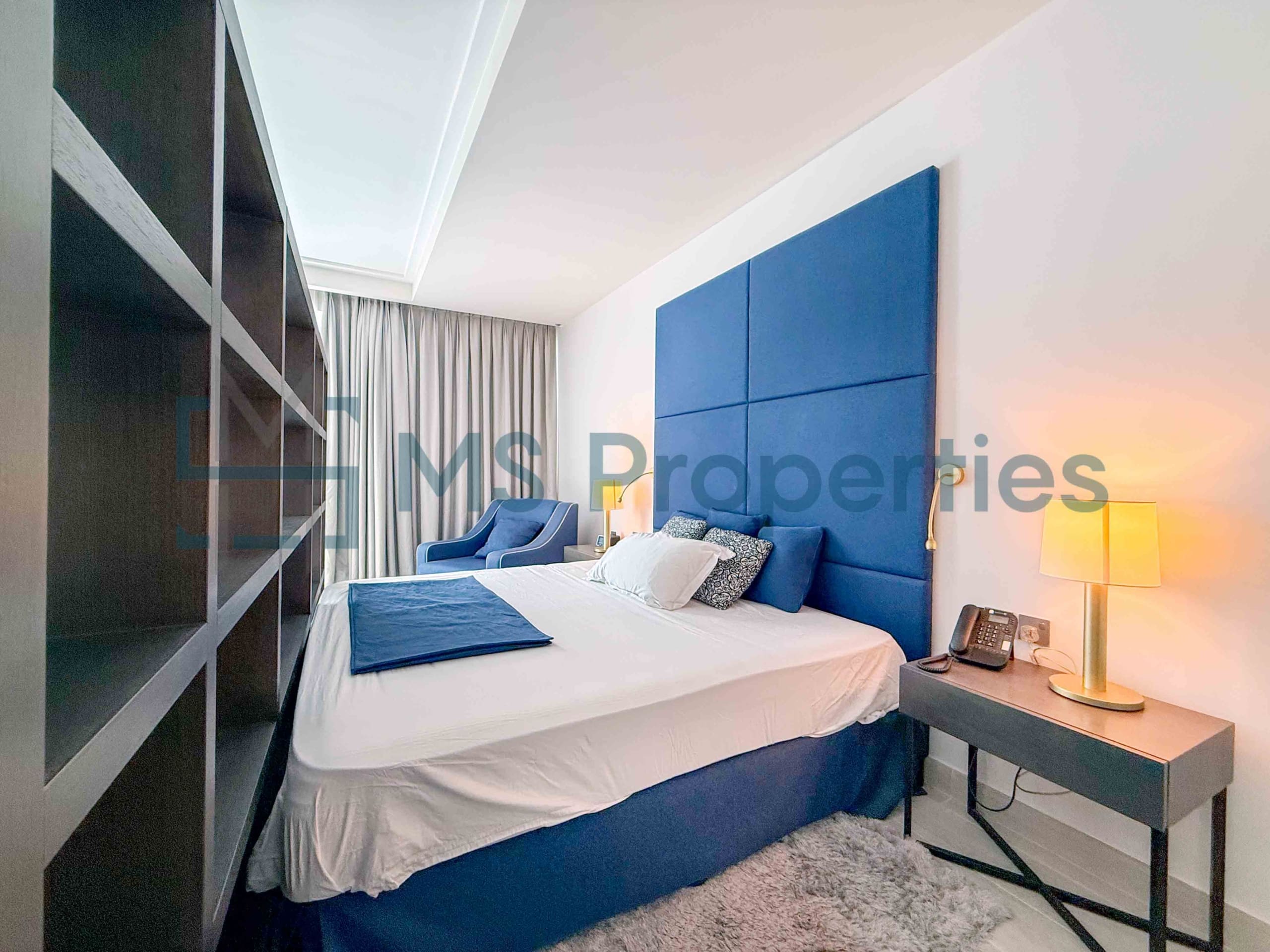 Alluring and Pristine Studio Flat + Bills Included