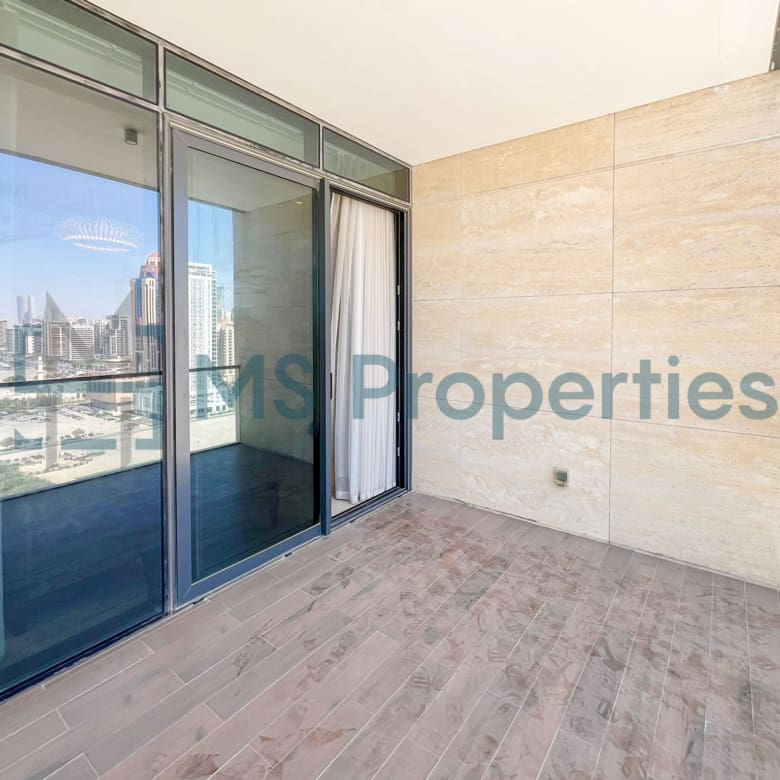 Stylish and Cozy 1BHK | Stunning Balcony View | One Month Free