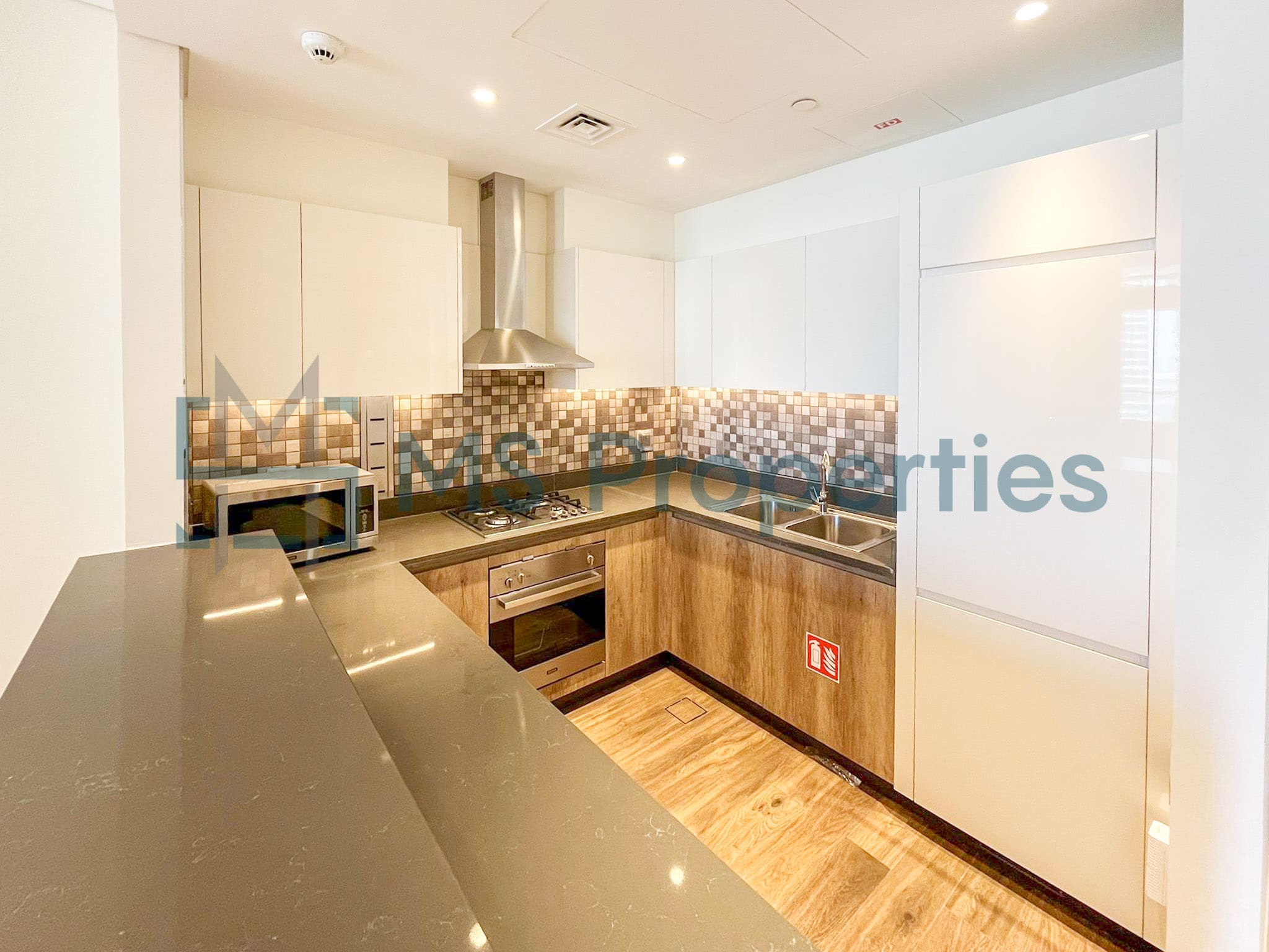 Stylish and Cozy 1BHK | Stunning Balcony View | One Month Free