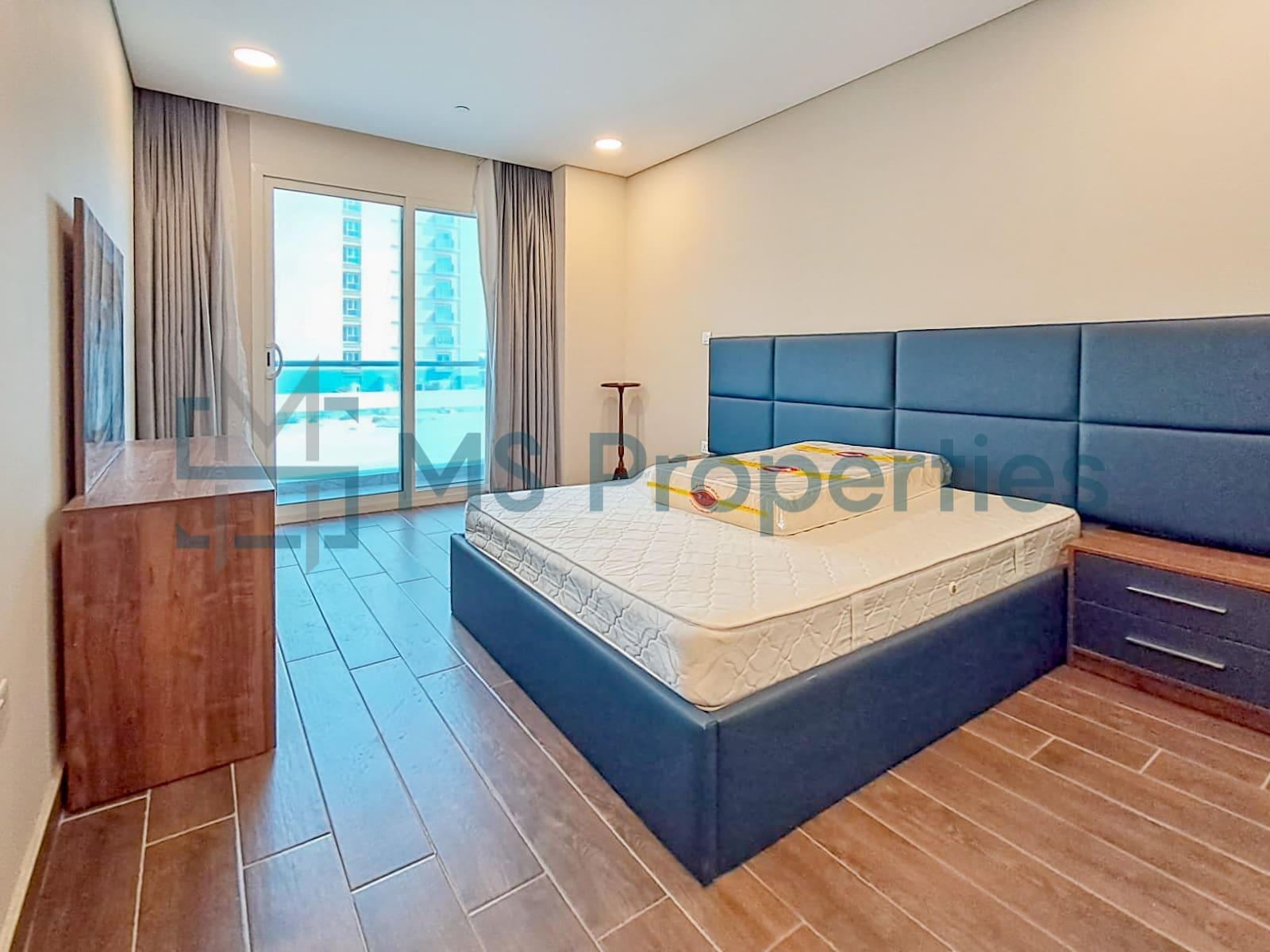 Low Rate | 2BHK Flat with Balcony | Prime Location
