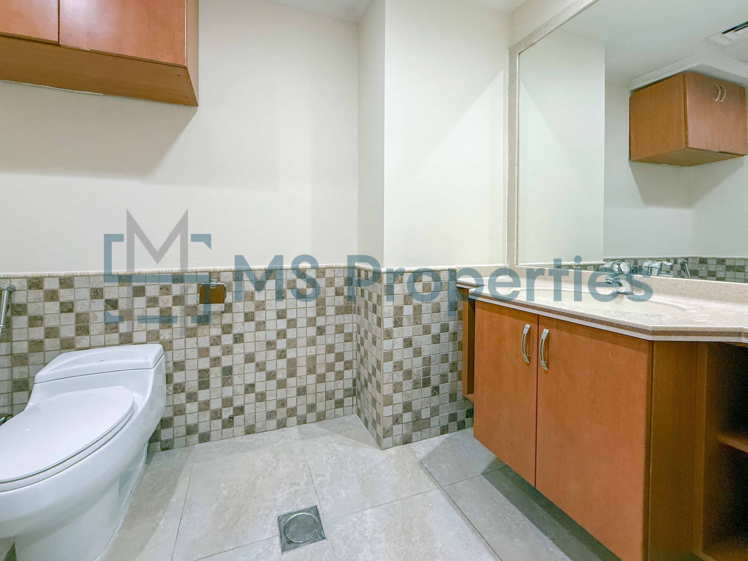 Amazing 2BHK Flat with Breath-taking Balcony View