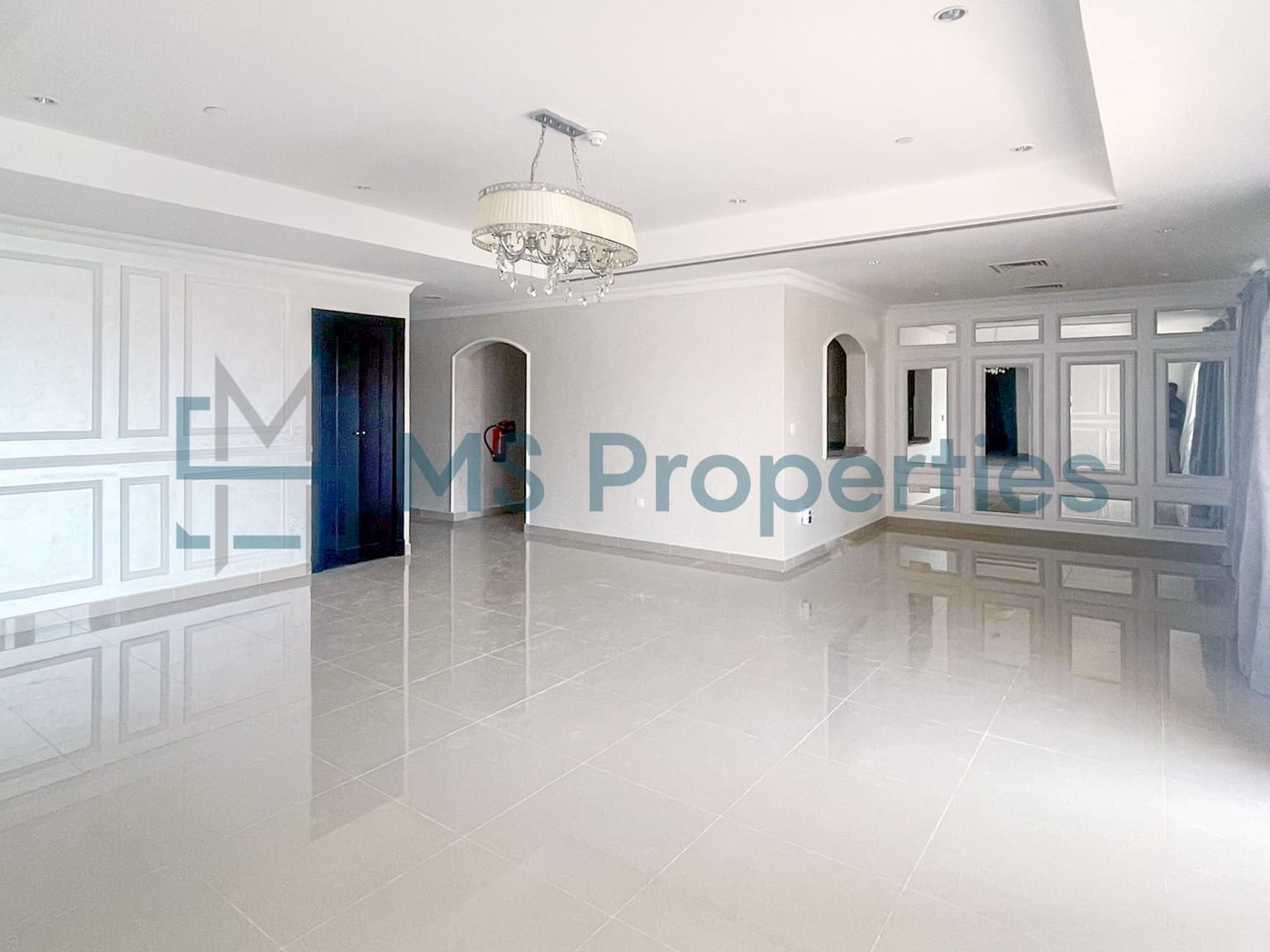 T28_1510_9 Stunning Interior 2BHK Flat with Amazing View Balcony