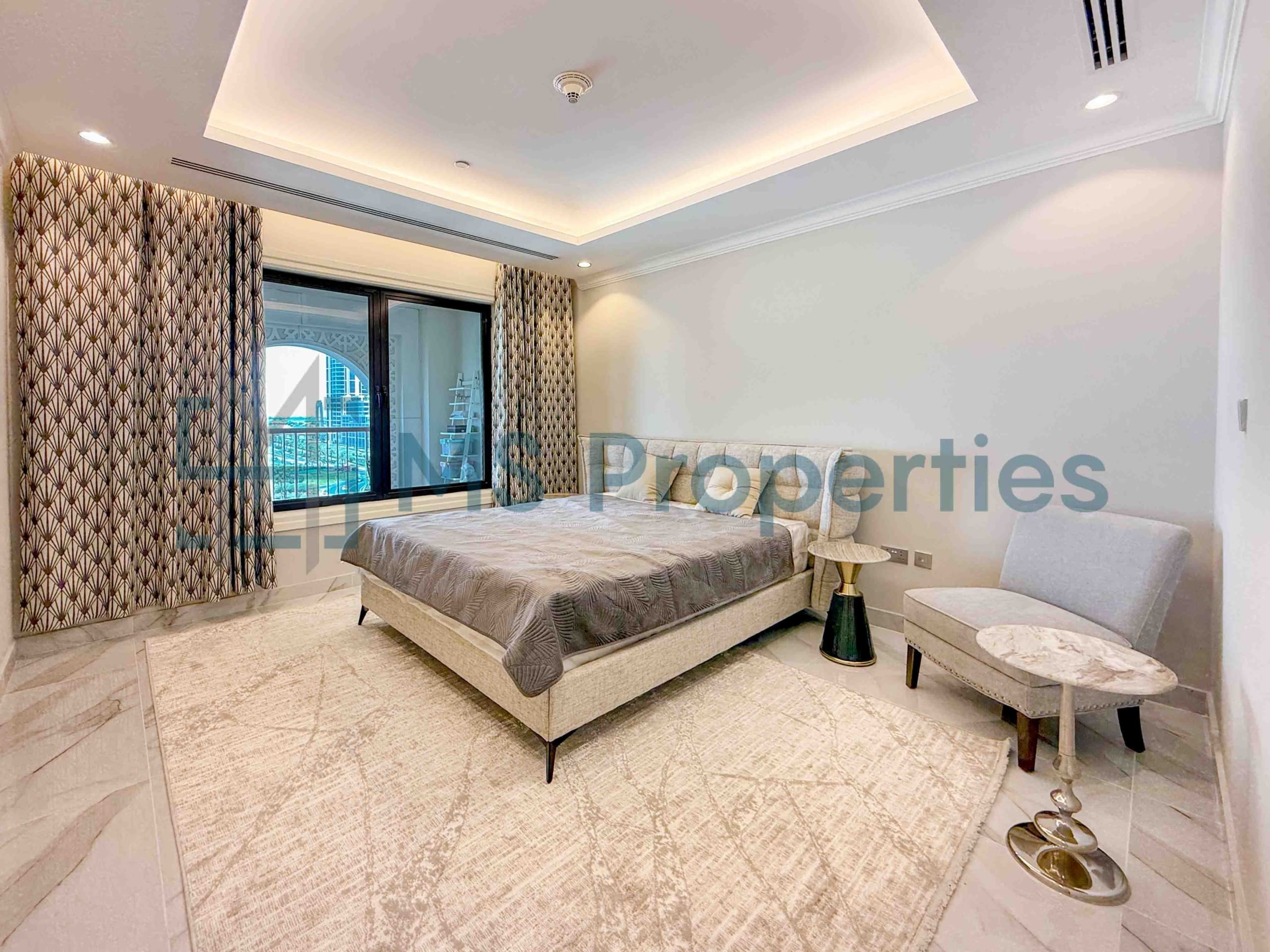 Luxurious 1BHK Flat in Prime Location in The Pearl