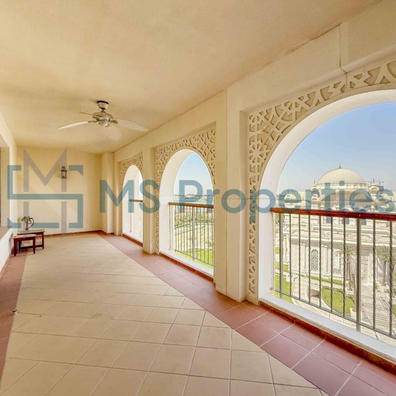 Luxurious 1BHK Flat in Prime Location in The Pearl