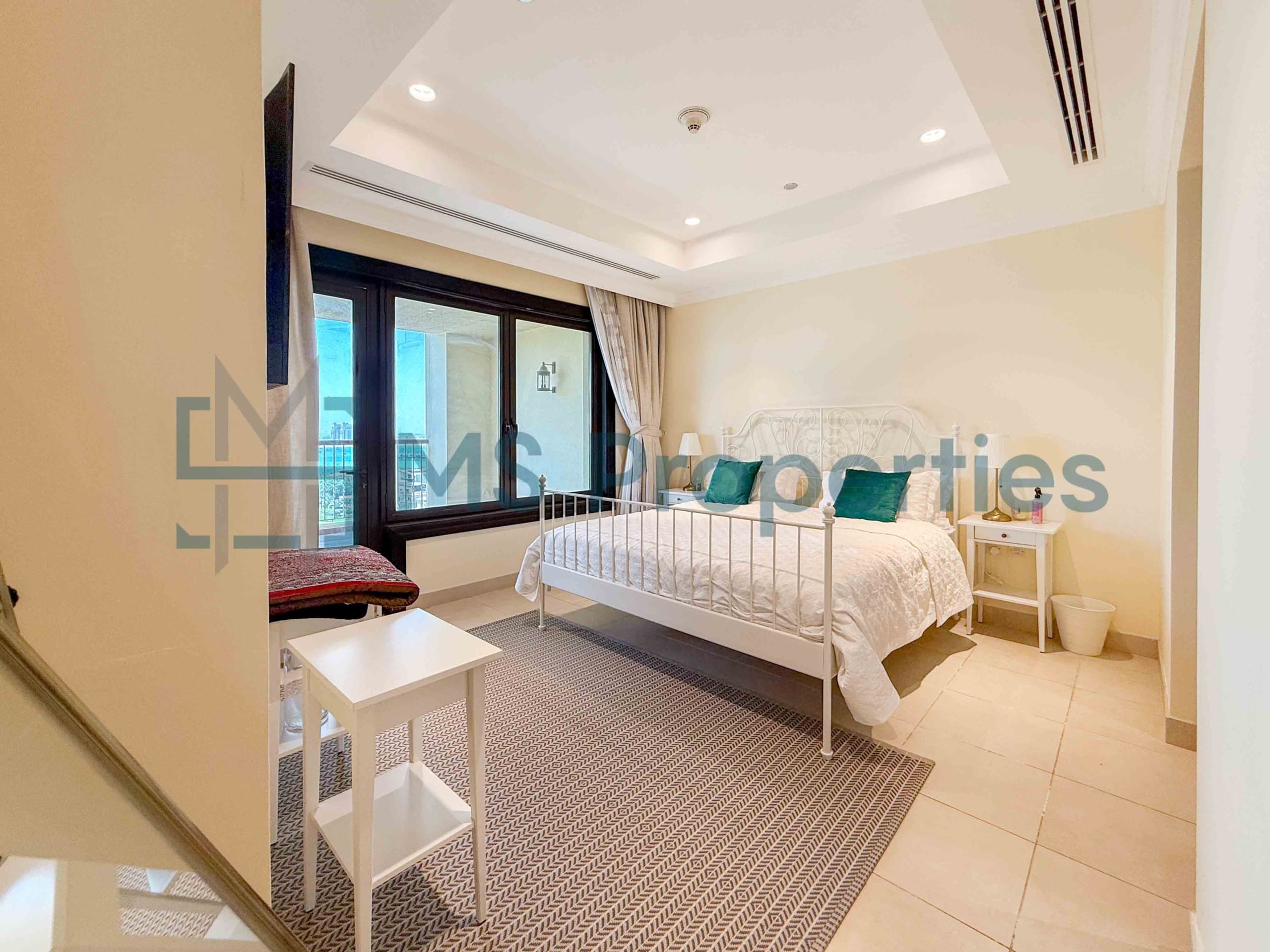 Modern Space 2BHK with Balcony | Bills Included
