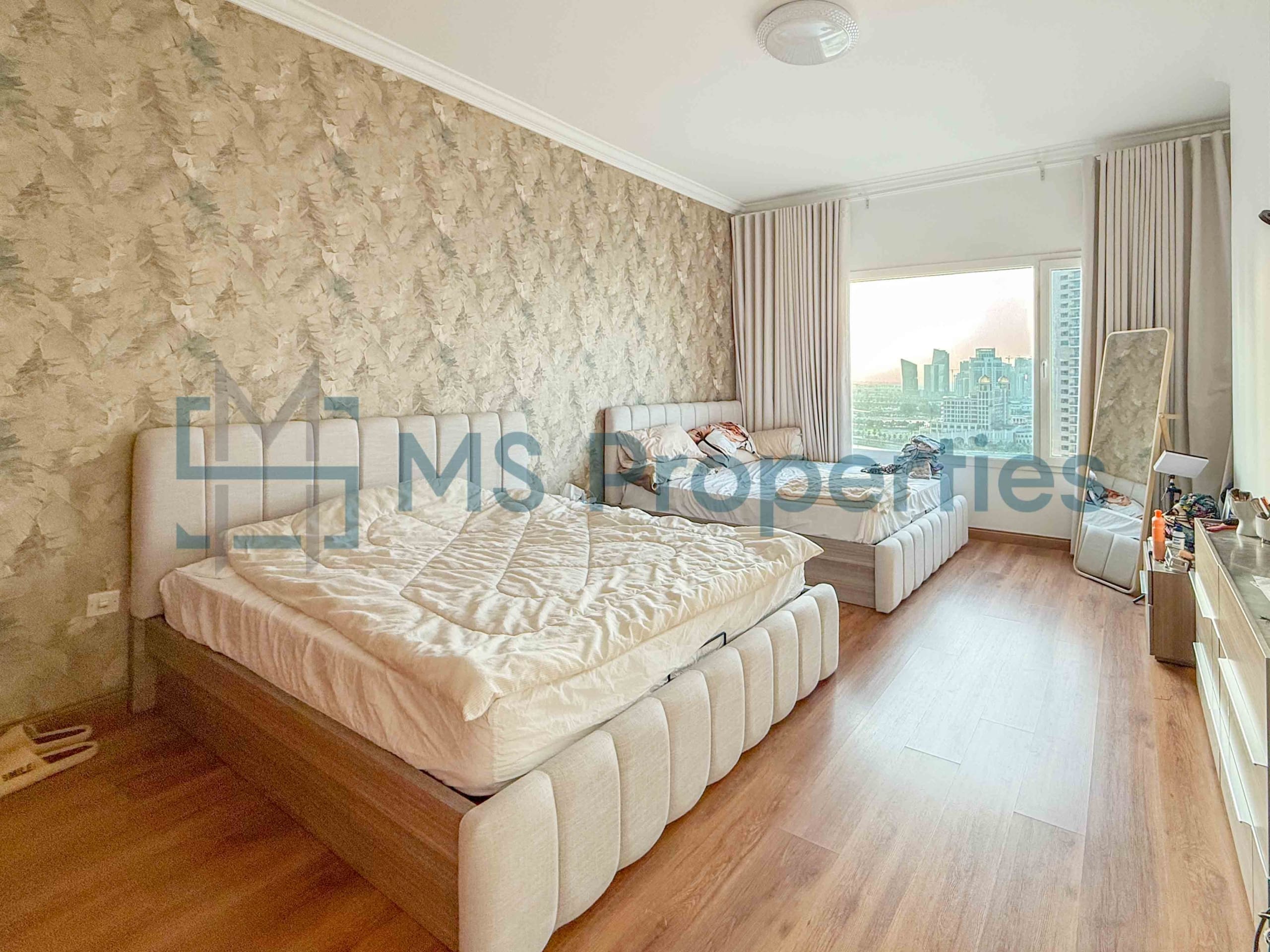 Comfortable & Cozy 2BHK Flat with Amazing Balcony