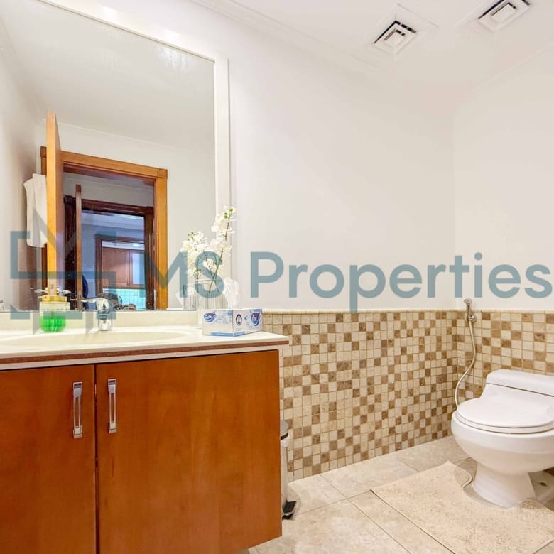 Comfortable & Cozy 2BHK Flat with Amazing Balcony