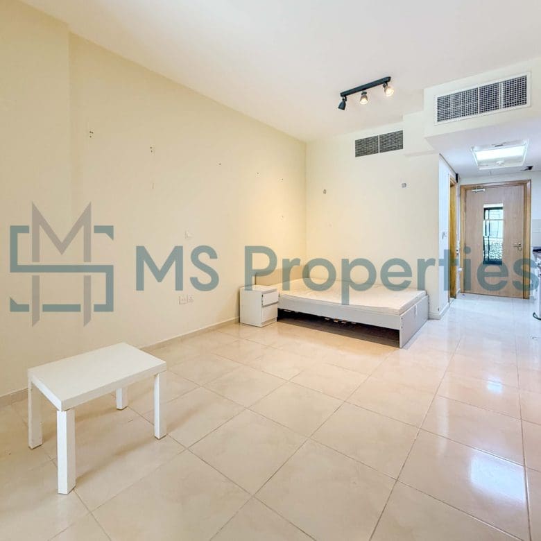 Classic Studio Flat in Premium Location in Lusail