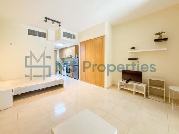 Classic Studio Flat in Premium Location in Lusail