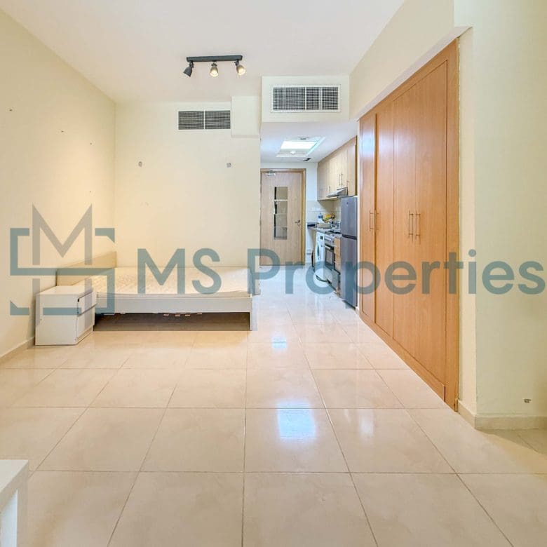 Classic Studio Flat in Premium Location in Lusail
