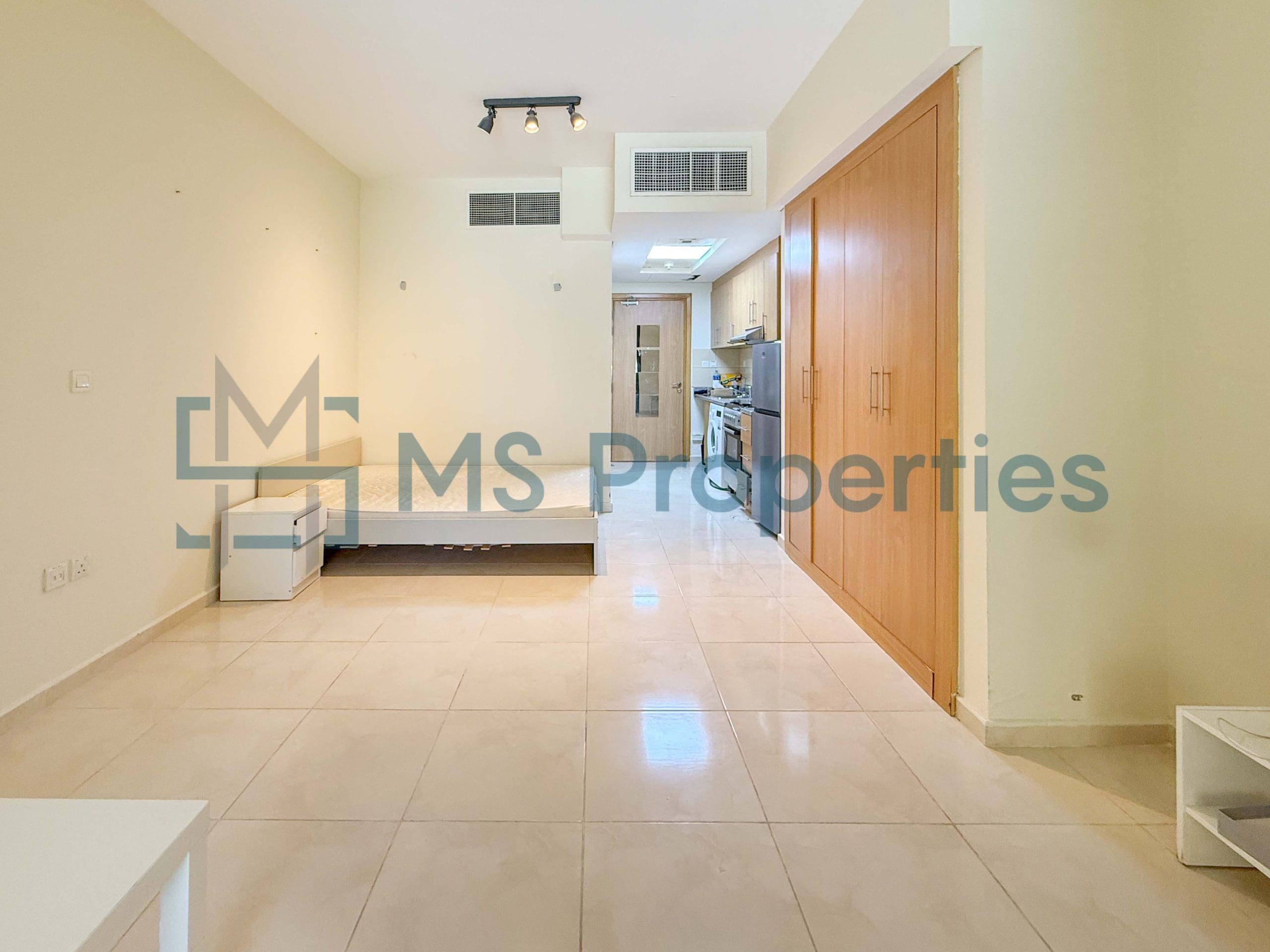 Classic Studio Flat in Premium Location in Lusail