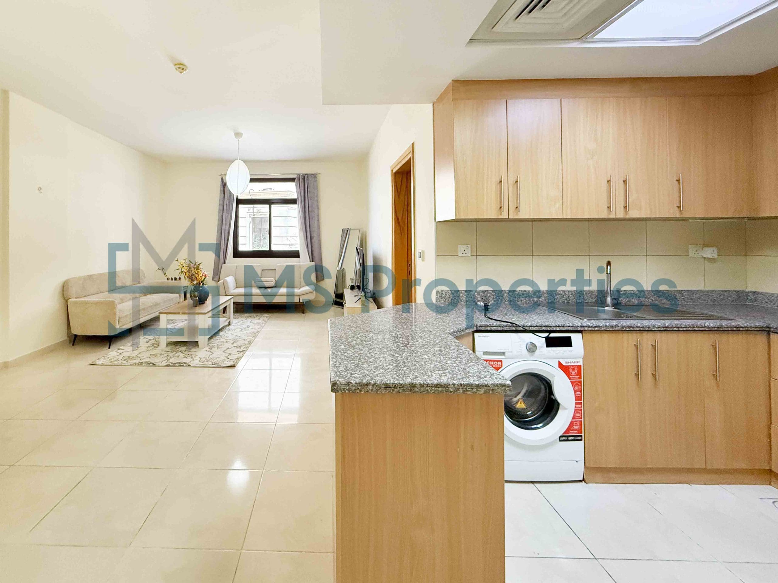 Stunningly Furnished 1BHK Flat in Prime Location