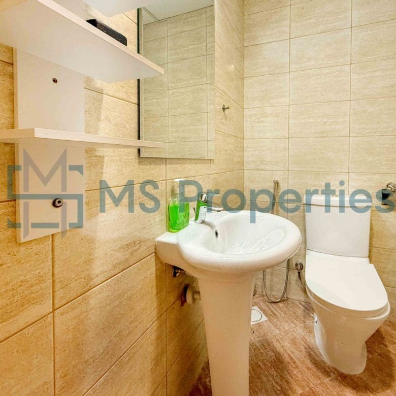 Stunningly Furnished 1BHK Flat in Prime Location