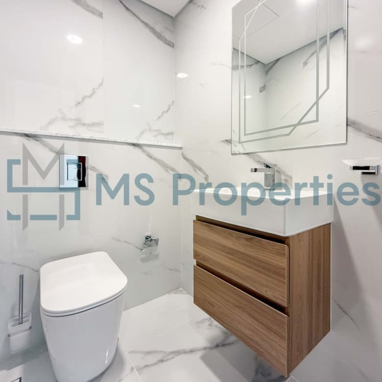 Top Floor 2BHK+MaidRoom with Breath-taking View