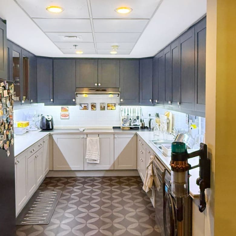 Stunning and Breath-taking 2BHK in Prime area of The Pearl