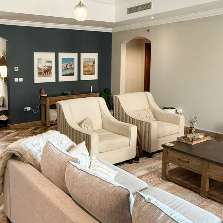 Stunning and Breath-taking 2BHK in Prime area of The Pearl