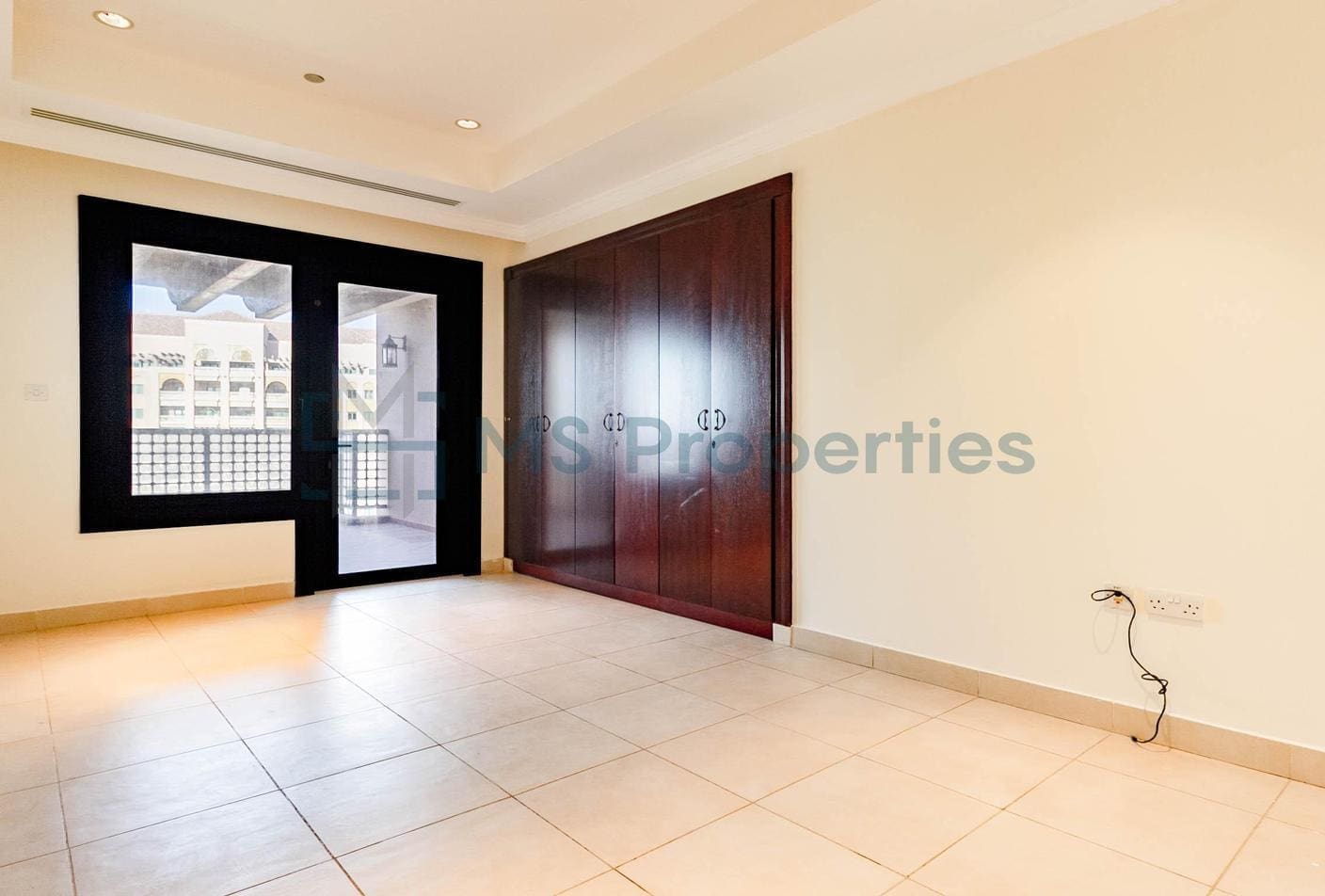 Spacious 4BHK + Maid Flat | High Floor | The Pearl