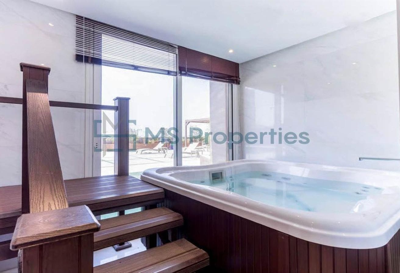 Breath-taking Sea View Balcony 1BR Bills Included