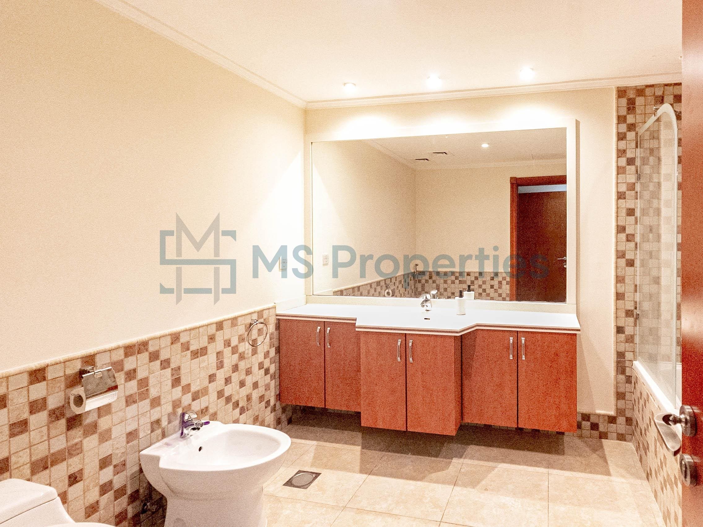 Stunning and Cozy 1BHK Apartment with Balcony