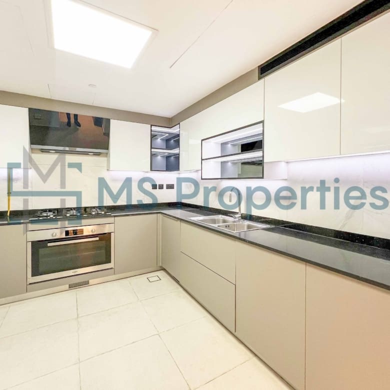 Modern Style 3BHK Flat | Balcony | Including Bills