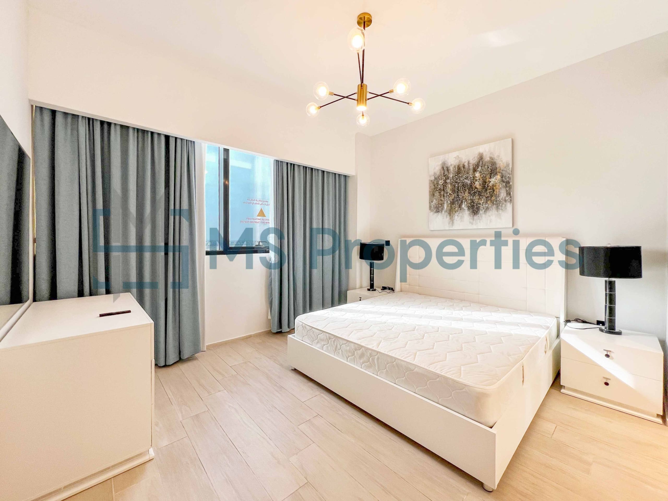Modern Style 3BHK Flat | Balcony | Including Bills