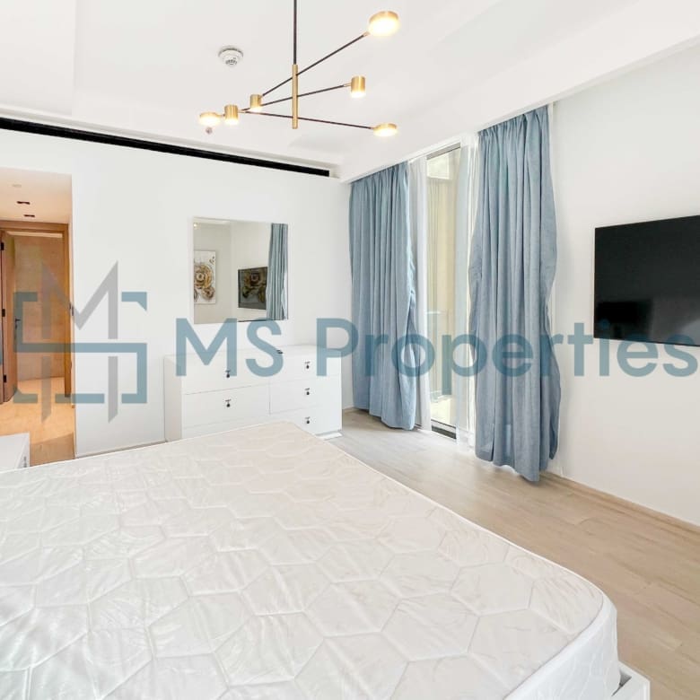 Modern Style 3BHK Flat | Balcony | Including Bills