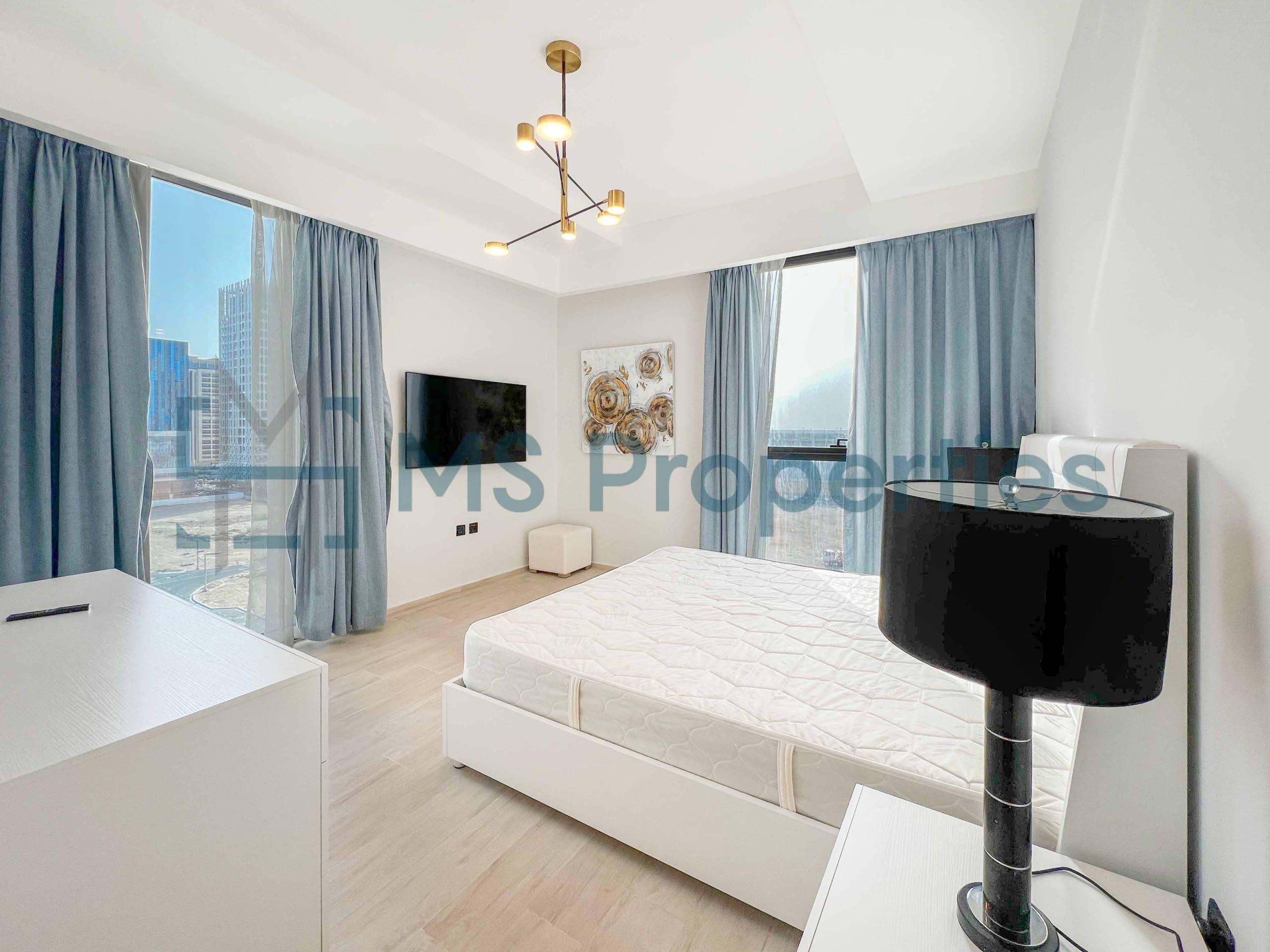 Modern Style 3BHK Flat | Balcony | Including Bills