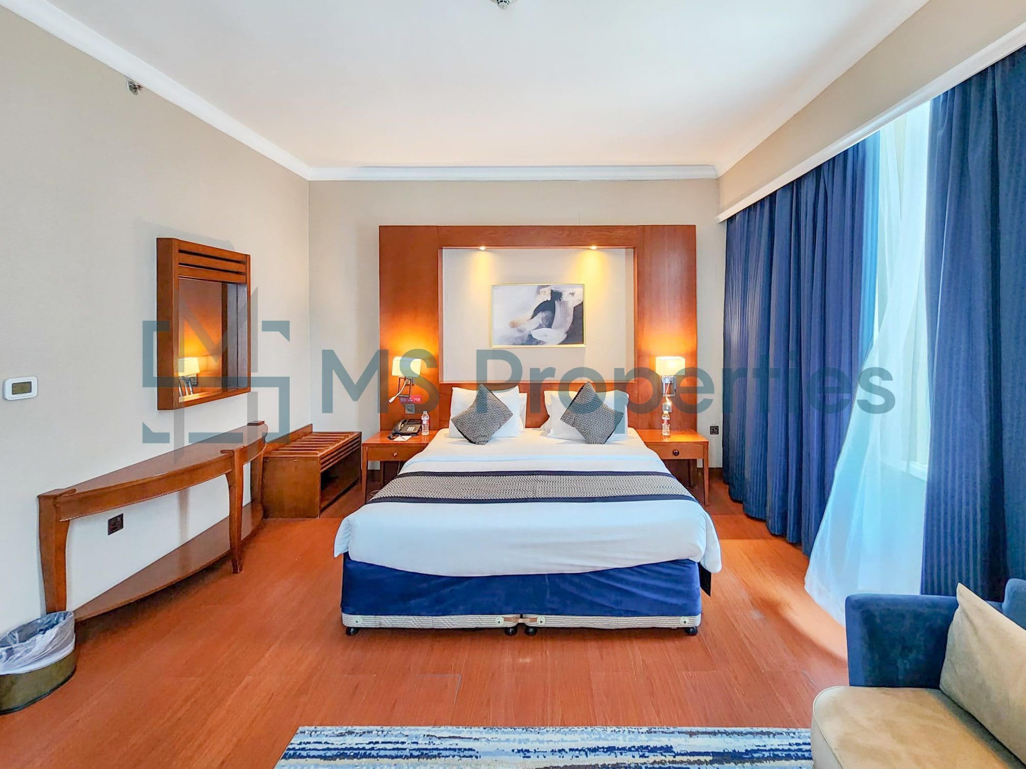Amazing 1BHK Flat |Bills and Housekeeping Included