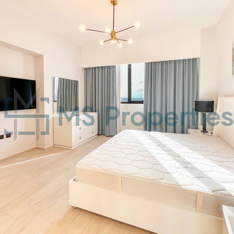 Modern Style 3BHK Flat | Balcony | Including Bills