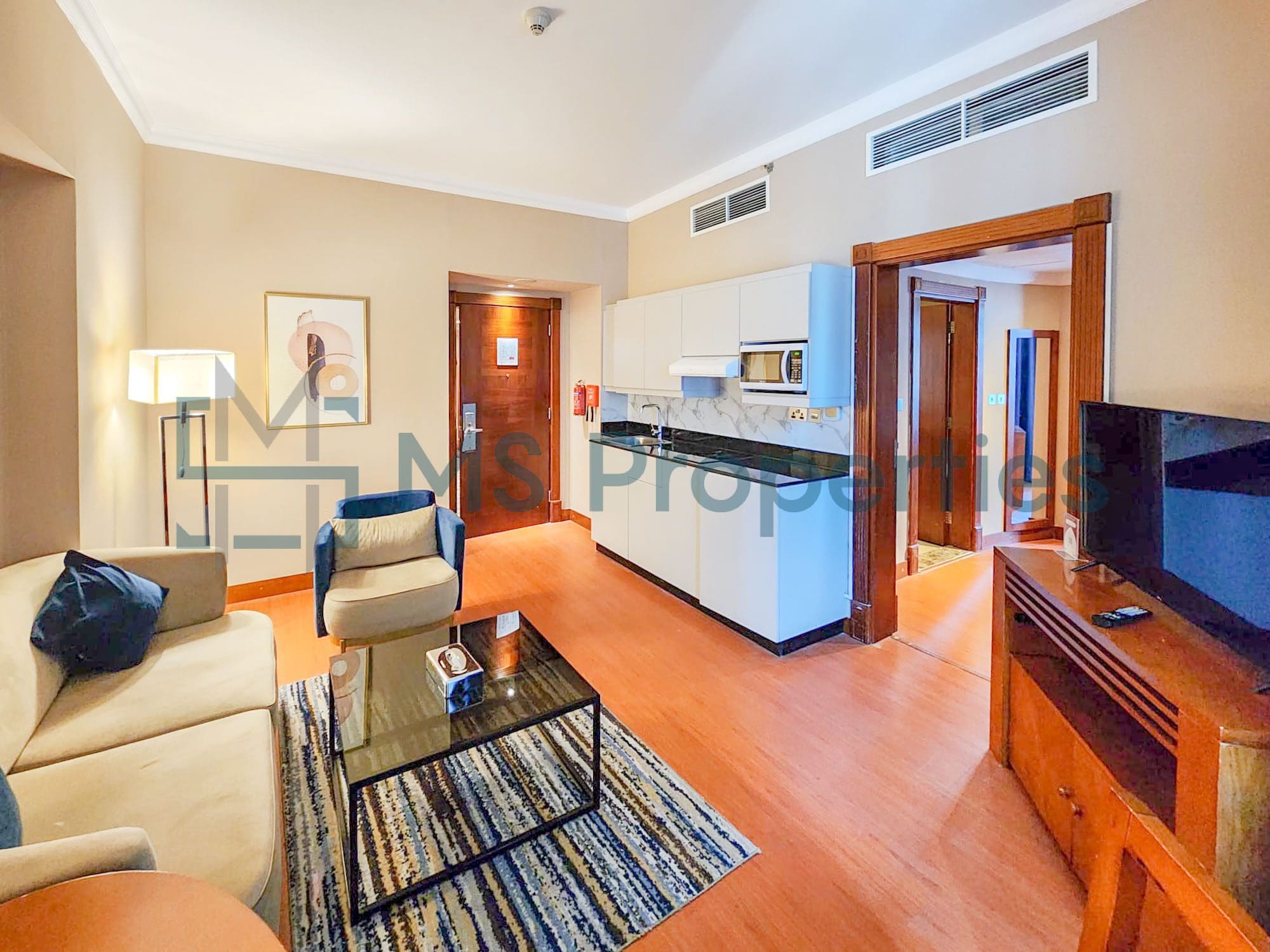 untitled Amazing 1BHK Flat |Bills and Housekeeping Included