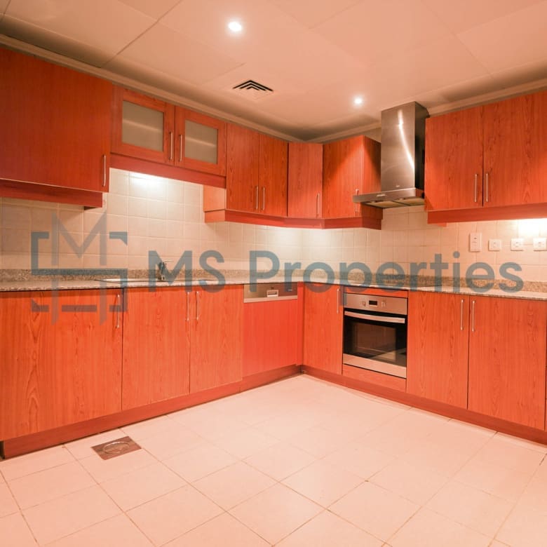 Bright & Spacious 3BHK + Maid Room w/ Balcony Marina View