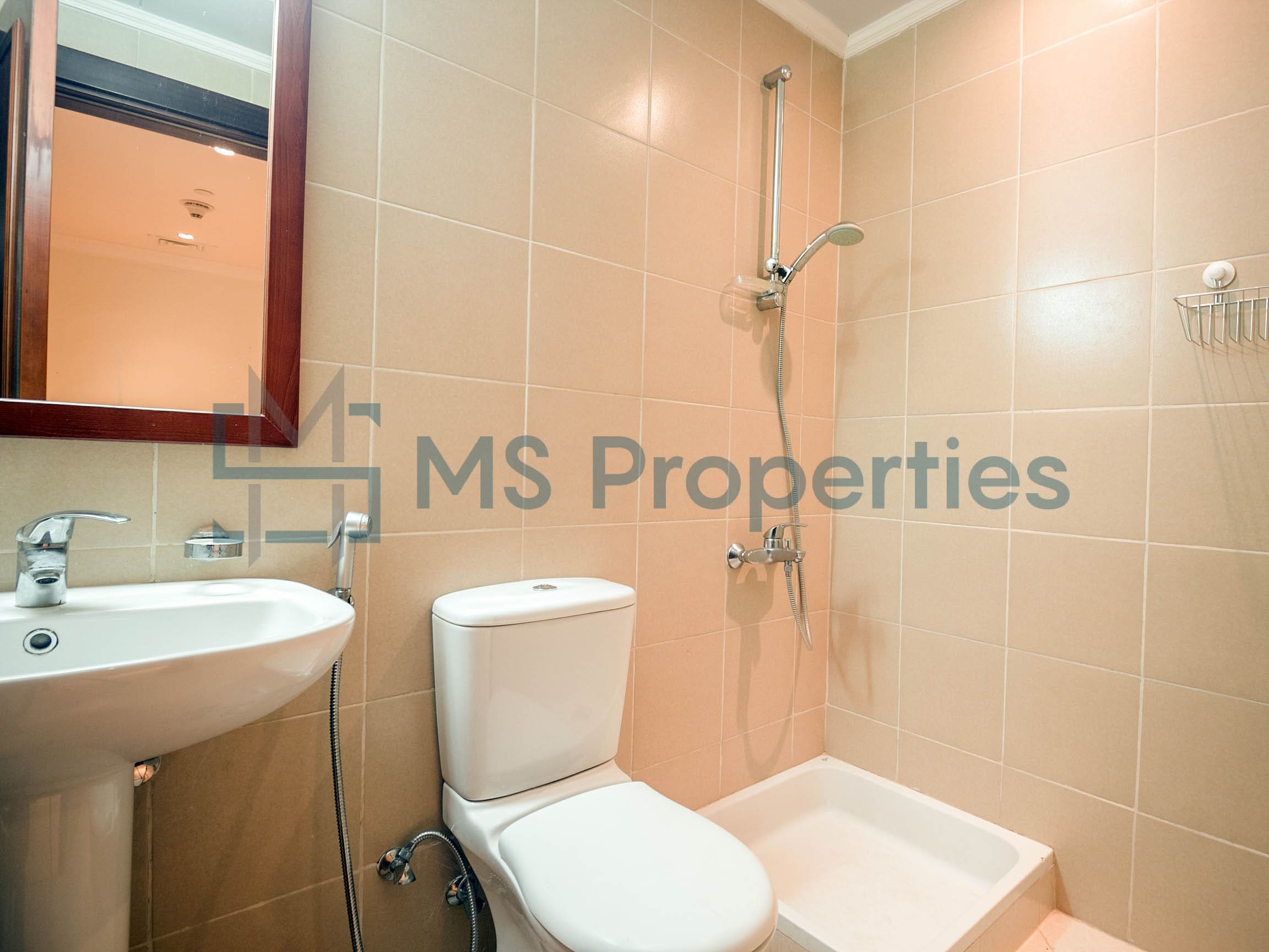 Bright & Spacious 3BHK + Maid Room w/ Balcony Marina View