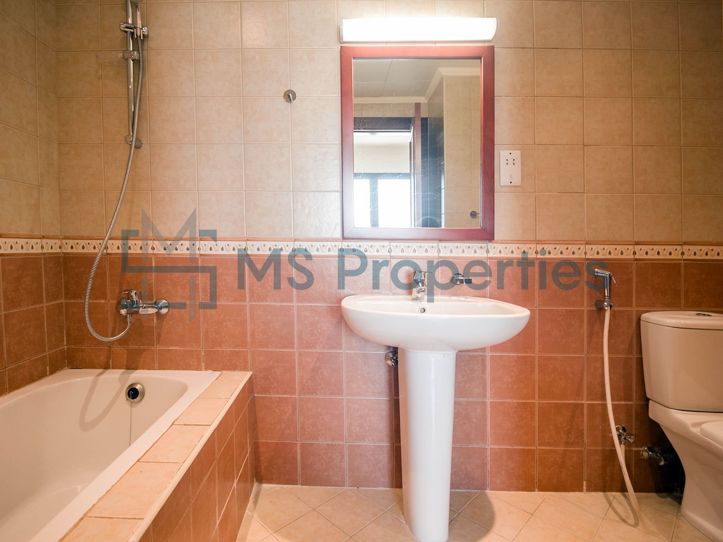 Bright & Spacious 3BHK + Maid Room w/ Balcony Marina View