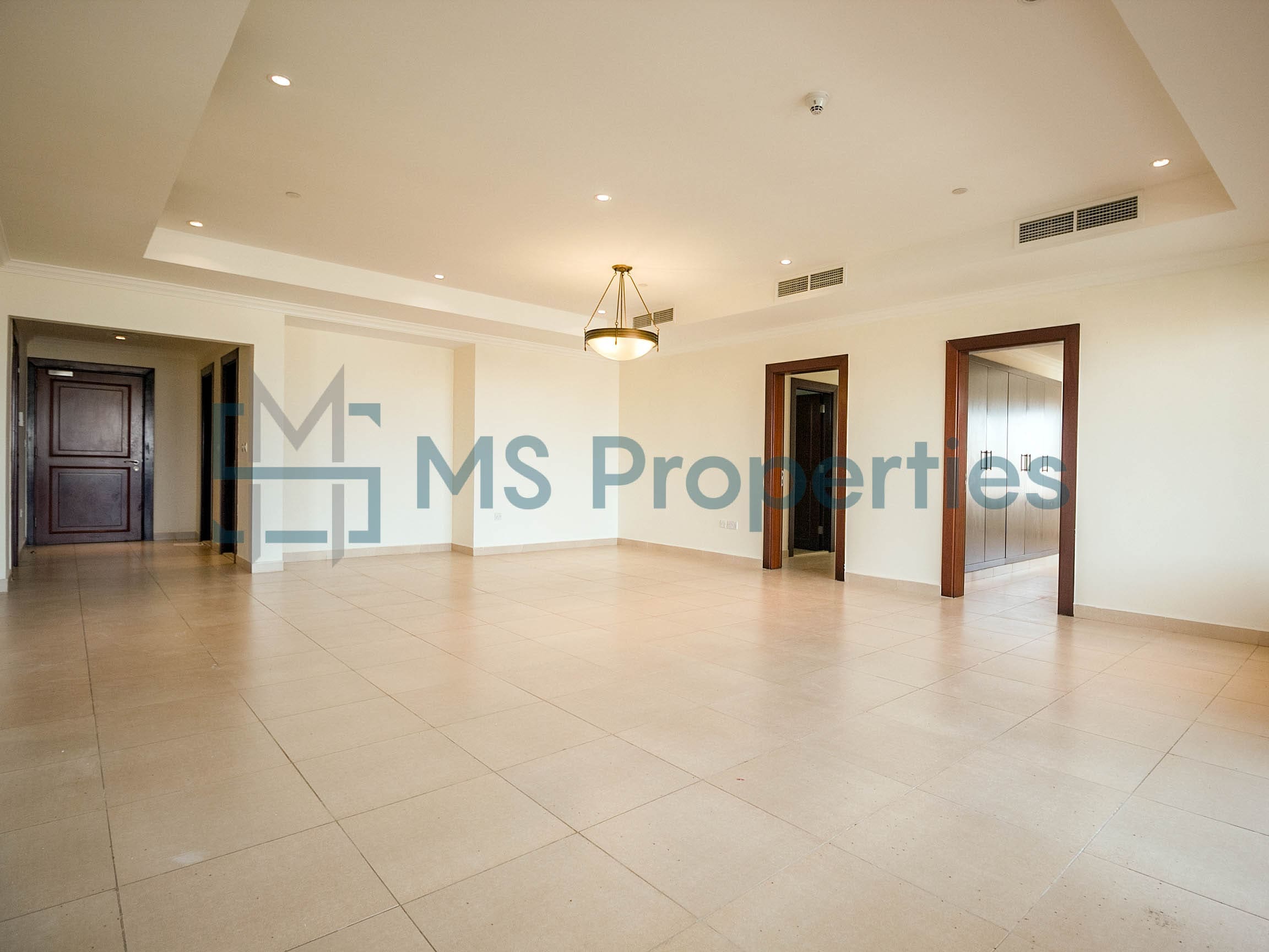 Bright & Spacious 3BHK + Maid Room w/ Balcony Marina View