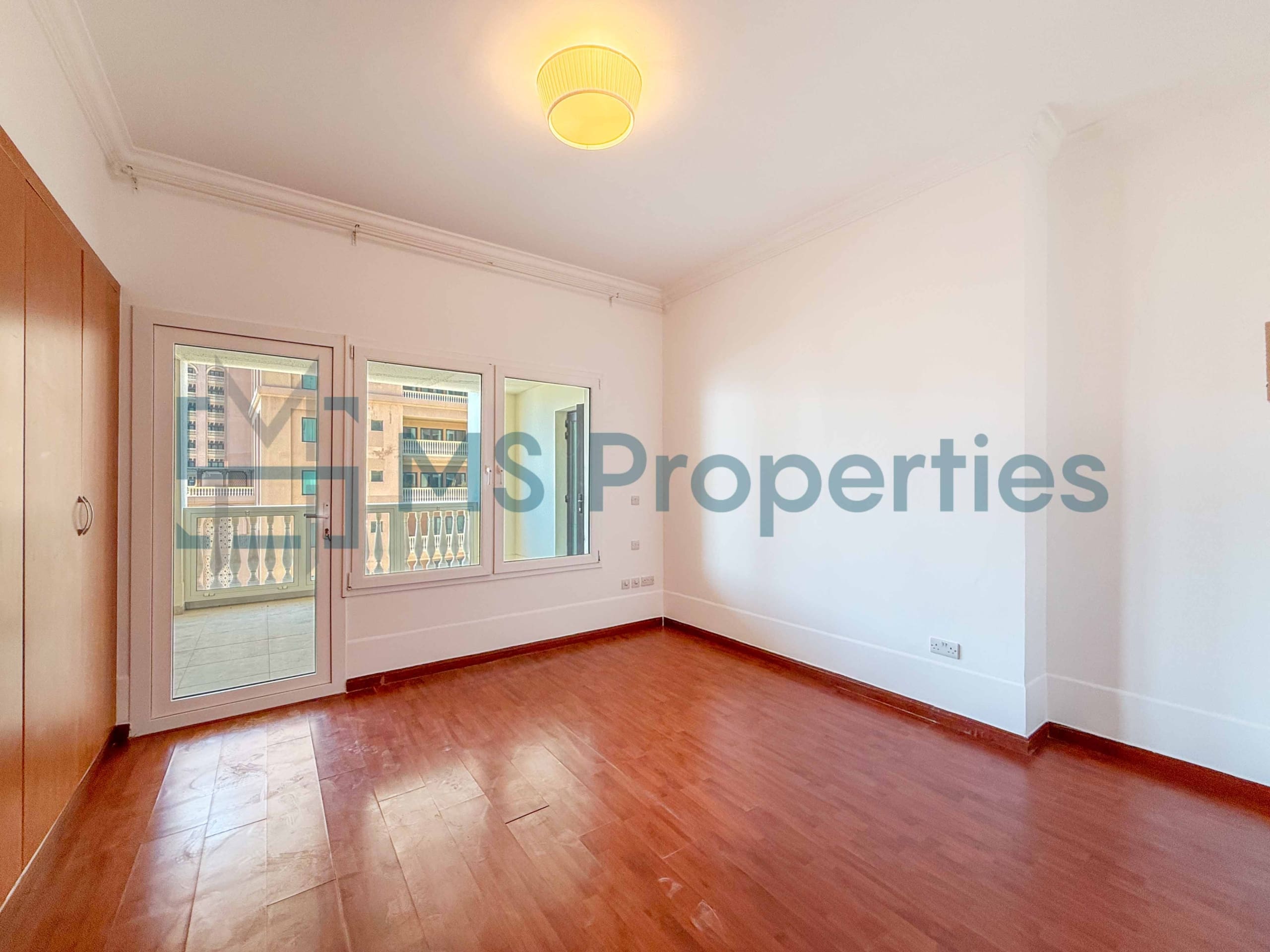 Premium 2BHK Apartment w/ Balcony | Breathtaking Sea & City Views