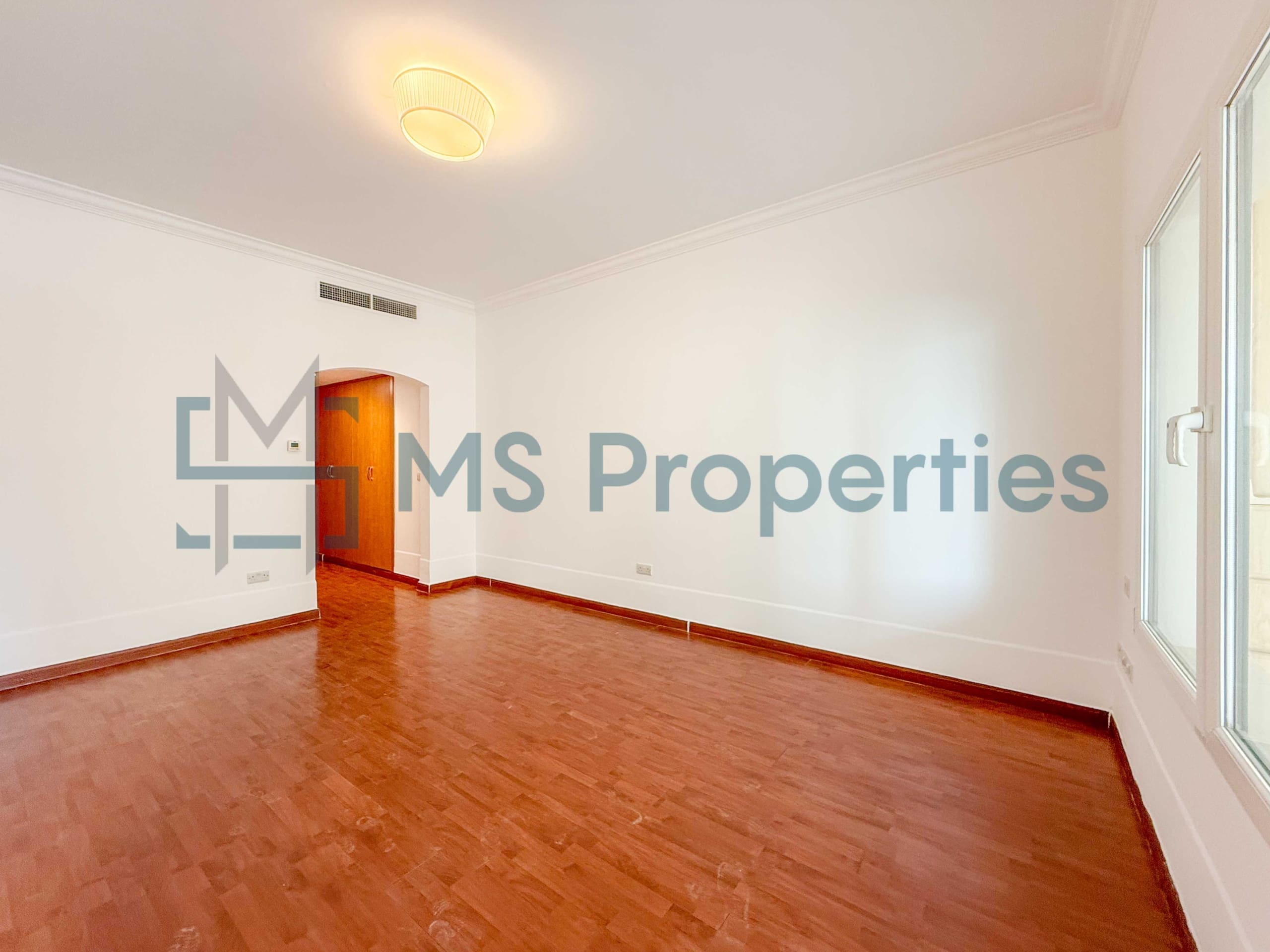 Premium 2BHK Apartment w/ Balcony | Breathtaking Sea & City Views