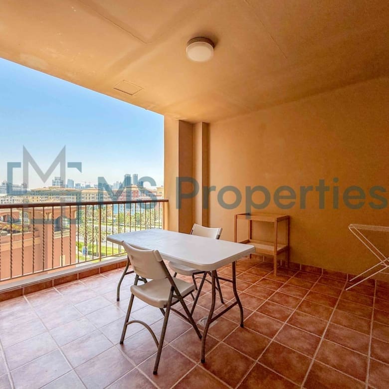 Modern | 1BHK Apartment with Great Balcony