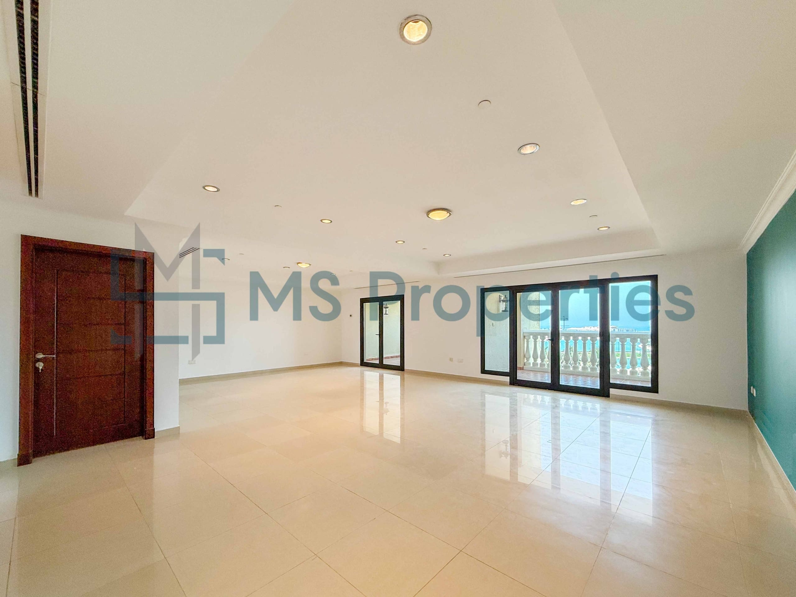 Amazing 2 BHK with Huge Balcony | Bills Included