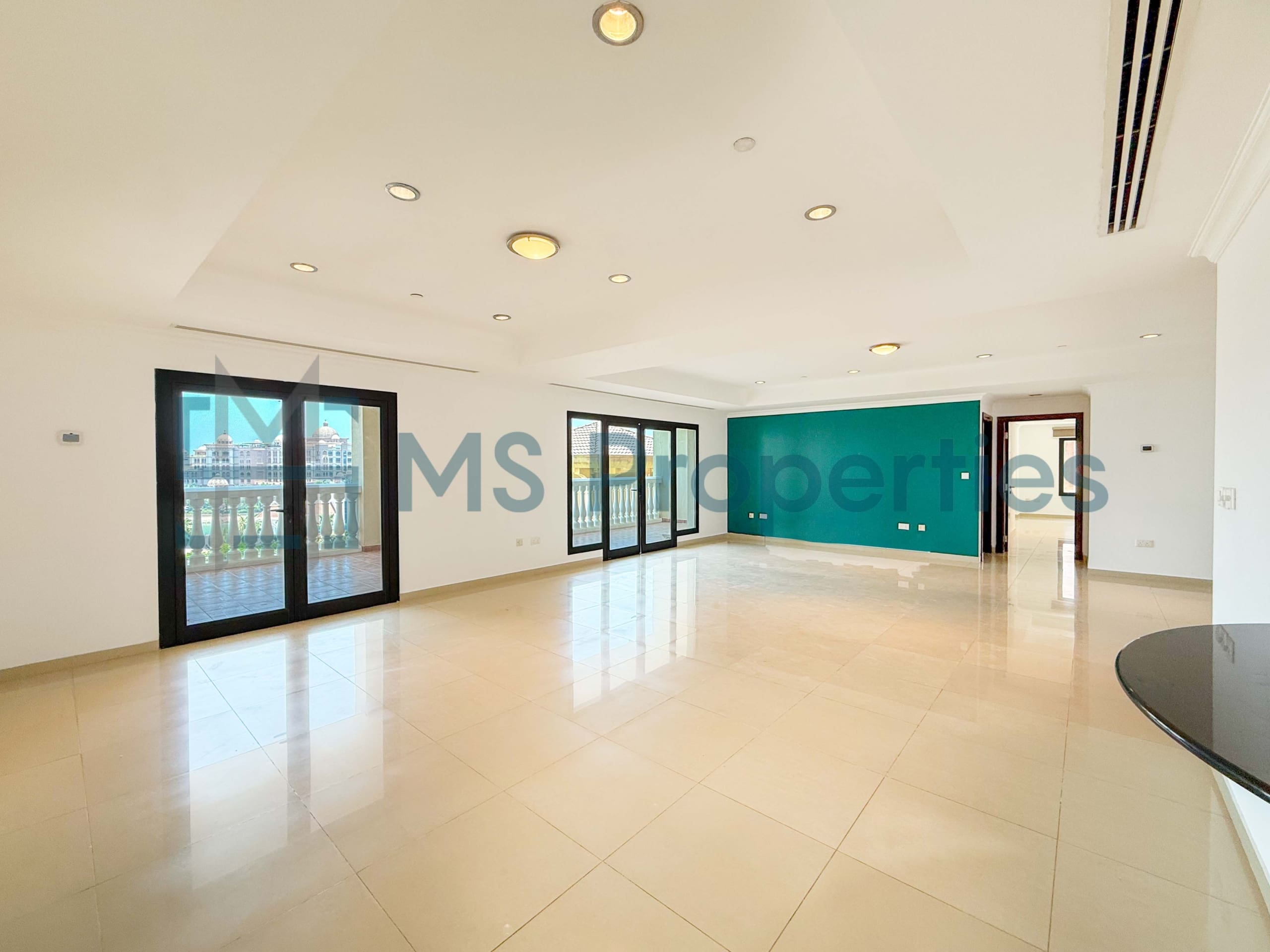 T16_101_-6 Amazing 2 BHK with Huge Balcony | Bills Included