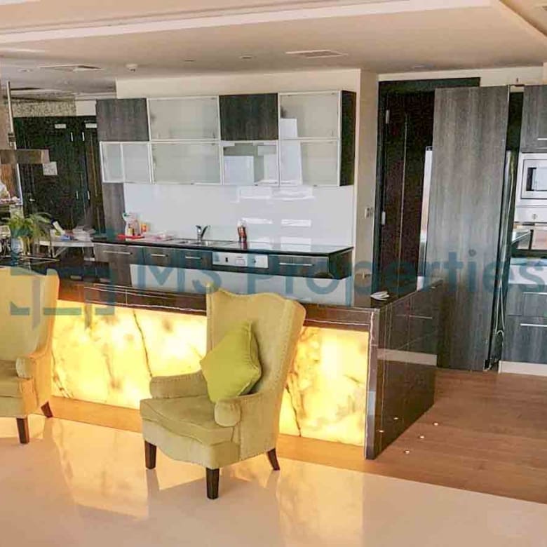 Premium 4BHK + Maid | Furnished | Bills Included | Balcony