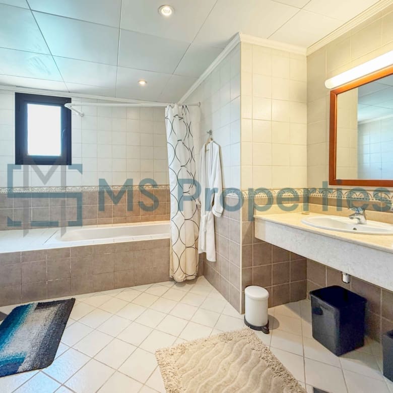 Modern 2BR Apartment with Balcony | Breathtaking View