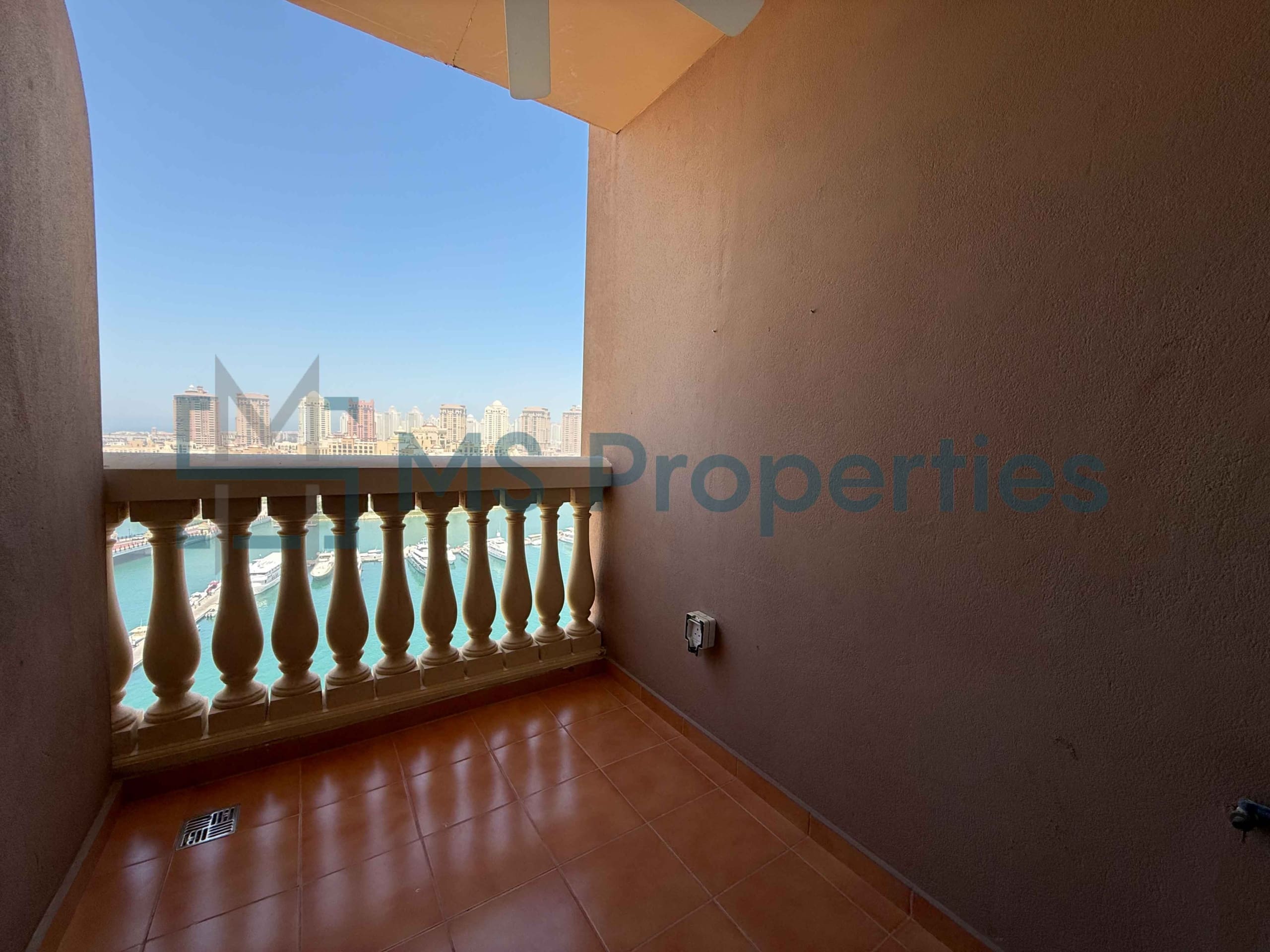 Contemporary 1BHK with Balcony | Amazing Marina View