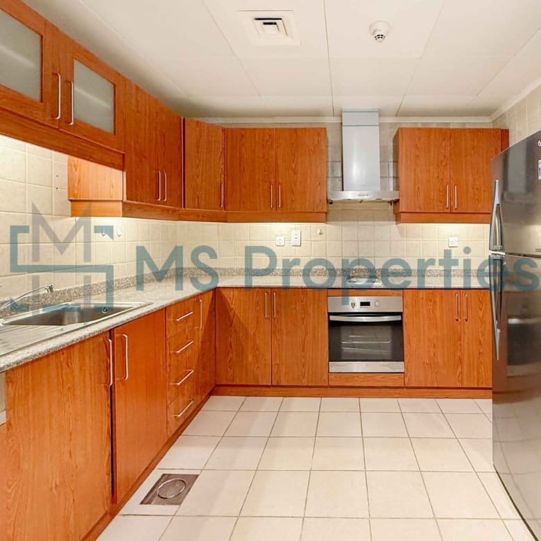 Contemporary 1BHK with Balcony | Amazing Marina View